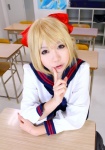 aino_minako bishoujo_senshi_sailor_moon blonde_hair cosplay hairbow higurashi_rin rinrin_ga_ippa_korekushon_2 sailor_uniform school_uniform rating:Safe score:3 user:nil!