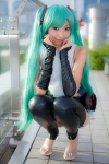 aqua_hair cosplay hatsune_miku miku_append necoco thighhighs twintails vocaloid rating:Safe score:0 user:c0rtana