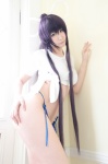bikini cosplay croptop ikkitousen kanu_unchou kibashi ponytail purple_hair side-tie_bikini swimsuit tshirt rating:Safe score:3 user:nil!