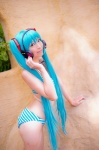 aqua_hair bikini cosplay hatsune_miku headset mashiro_yuki project_diva swimsuit twintails vocaloid rating:Safe score:0 user:nil!