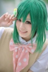 blouse cosplay green_hair gumi school_uniform sweater_vest tagme_song uzuki_rin vocaloid rating:Safe score:0 user:nil!