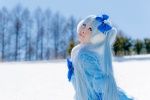 ageha blue_hair cosplay hairbows hatsune_miku jacket sakura_mai_yuki_midori twintails vocaloid rating:Safe score:0 user:nil!