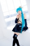 aqua_hair black_legwear cosplay croptop detached_sleeves hairbow hatsune_miku mashiro_yuki pleated_skirt ponytail project_diva skirt thighhighs vocaloid zettai_ryouiki rating:Safe score:0 user:nil!