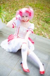 blouse choker cosplay gloves hair_ribbons kaname_madoka kneehighs miiko miniskirt pantyhose pink_hair puella_magi_madoka_magica skirt twintails rating:Safe score:1 user:pixymisa