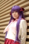cosplay hair_ribbons hiiragi_kagami lucky_star naito purple_hair sailor_uniform school_uniform socks twintails rating:Safe score:0 user:darkgray