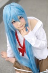 blouse blue_hair bowtie cosplay denpa_onna_to_seishun_otoko pleated_skirt school_uniform sizuku skirt touwa_erio rating:Safe score:0 user:pixymisa