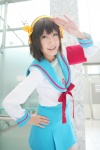 cosplay hairband hair_ribbons miniskirt pleated_skirt sailor_uniform school_uniform skirt suzumiya_haruhi suzumiya_haruhi_no_yuuutsu wakame rating:Safe score:0 user:nil!