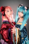 aqua_hair aza_(k_miyuko) cosplay kimono kim_tai_sik megurine_luka pink_hair satsuki_hana_(vocaloid) tomiaaaaaaa twintails vocaloid rating:Safe score:6 user:DarkSSA