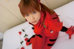 asuka_shuurai!! bed bodysuit cosplay gloves hair_pods neon_genesis_evangelion plugsuit soryu_asuka_langley twintails usa_hinako rating:Safe score:0 user:nil!
