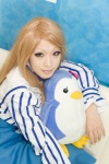 arai_yomi blonde_hair blouse cosplay mawaru_penguindrum seizon_senryaku! skirt stuffed_animal takakura_himari rating:Safe score:0 user:nil!