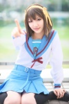 cosplay hairband hair_ribbons kneesocks kuuya pleated_skirt sailor_uniform school_uniform skirt suzumiya_haruhi suzumiya_haruhi_no_yuuutsu rating:Safe score:0 user:nil!