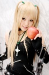 amane_misa apple blades blonde_hair cosplay death_note kipi torn_clothes twintails rating:Safe score:1 user:darkgray