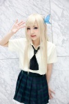 asae_ayato blonde_hair blouse boku_wa_tomodachi_ga_sukunai cosplay kashiwazaki_sena pleated_skirt school_uniform skirt rating:Safe score:0 user:pixymisa