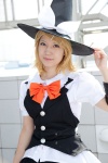 blonde_hair blouse bow cosplay kagamine_rin kurage_zakuro trick_and_treat_(vocaloid) vest vocaloid witch_hat rating:Safe score:0 user:pixymisa
