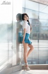 blouse lee_eun_seo lee_se_eun pantyhose pleated_skirt school_uniform skirt rating:Safe score:0 user:mock