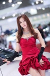 dress ji_yeon_soo necklace tiara rating:Safe score:2 user:mock