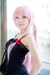 akitsu_honoka bodice cosplay gasai_yuno hairbows mirai_nikki pink_eyes pink_hair tiered_skirt tripletails rating:Safe score:3 user:pixymisa