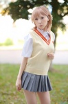blonde_hair blouse cosplay misaka_mikoto momoiro_reku pleated_skirt school_uniform skirt sweater_vest to_aru_kagaku_no_railgun rating:Safe score:0 user:nil!