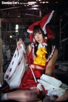 arrow cosplay hakurei_reimu miko saku touhou rating:Safe score:0 user:Log