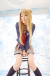 blonde_hair cosplay kneehighs kouzuki_suzuka miniskirt pleated_skirt sailor_uniform school_uniform skirt sudou_mizuki tokimeki_memorial tokimeki_memorial_girl's_side rating:Safe score:0 user:nil!