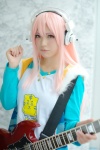 cosplay guitar harumiya_yun headphones necklace nitro_super_sonic pink_hair super_soniko track_jacket tshirt rating:Safe score:0 user:pixymisa