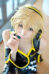 blonde_hair bodysuit choker cosplay crossplay detached_sleeves headset kagamine_len leggings shorts tatsuki_(ii) vocaloid rating:Safe score:0 user:nil!