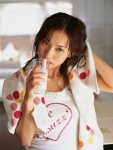 ichikawa_yui milk tank_top towel vyj_27 wet rating:Safe score:0 user:nil!