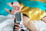 aqua_hair bed cosplay croptop fingerless_gloves gloves hatsune_miku microphone project_diva sakuragi_mui side_ponytail vocaloid rating:Safe score:0 user:nil!