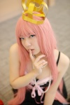 cosplay crown dress megurine_luka necklace pink_hair shirato_miyuki vocaloid rating:Safe score:0 user:pixymisa