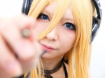 blonde_hair blue_eyes choker cosplay headphones lily_(vocaloid) mizuno vocaloid rating:Safe score:0 user:pixymisa