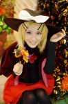 blonde_hair chamaro cosplay kagamine_rin miniskirt shawl skirt sweater thighhighs trick_and_treat_(vocaloid) turtleneck vocaloid witch_hat rating:Safe score:0 user:nil!