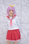 blouse cosplay hairbow hiiragi_tsukasa lucky_star pink_hair pleated_skirt sailor_uniform scarf school_uniform shiina_haru skirt rating:Safe score:0 user:pixymisa