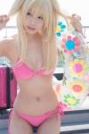 bikini blonde_hair boku_wa_tomodachi_ga_sukunai cosplay emikaeru_korin float hasegawa_kobato inner_tube swimsuit twintails rating:Safe score:0 user:pixymisa