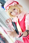 blonde_hair blouse cosplay flandre_scarlet hat niente pink_eyes skirt tie touhou vest wings rating:Safe score:0 user:pixymisa