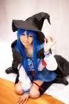 blue_hair cape cosplay himemiya_mahore izumi_konata kneesocks lucky_star pleated_skirt sailor_uniform school_uniform skirt witch_hat rating:Safe score:2 user:nil!
