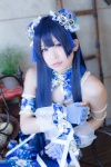 blue_hair cosplay double_bun fingerless_gloves gloves hello!_aki_love_live!_participation itsuki_akira love_live!_school_idol_project skirt sonoda_umi tubetop rating:Safe score:1 user:nil!