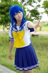 ahoge blue_hair cosplay ibara izumi_konata kneesocks lucky_star miniskirt pleated_skirt sailor_uniform school_uniform skirt rating:Safe score:0 user:nil!