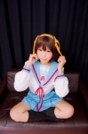 armband cosplay hairband hair_ribbons kneesocks mashiro_yuki pleated_skirt sailor_uniform school_uniform skirt suzumiya_haruhi suzumiya_haruhi_no_yuuutsu rating:Safe score:0 user:nil!