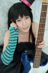 aiba_ai akiyama_mio bass cosplay dress elbow_gloves gloves k-on! top_hat rating:Safe score:0 user:nil!