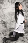 akemi_homura black_legwear blouse cosplay hairband long_hair mizuki_akira pantyhose puella_magi_madoka_magica school_uniform rating:Safe score:1 user:RiderFan