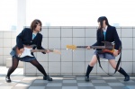 akiyama_mio cosplay guitar hirasawa_yui k-on! minatsuki_naru misaki pantyhose rating:Safe score:1 user:Log