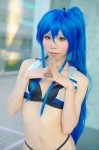 ahoge bikini blue_hair cosplay croptop himemiya_mahore izumi_konata lucky_star shorts swimsuit rating:Safe score:3 user:pixymisa