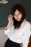 blouse glasses hamakawa_runa miniskirt skirt rating:Safe score:0 user:nil!