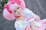 bows choker cosplay dress gloves hairbows kaname_madoka kurimoto_ann pink_hair puella_magi_madoka_magica twintails rating:Safe score:0 user:pixymisa