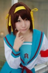 cosplay hairband hair_ribbons pleated_skirt sailor_uniform saki school_uniform skirt suzumiya_haruhi suzumiya_haruhi_no_yuuutsu rating:Safe score:0 user:nil!