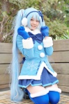 blue_hair coat cosplay ear_muffs hatsune_miku headset mittens nanahashi_sui pleated_skirt skirt thighhighs twintails vocaloid yuki_miku zettai_ryouiki rating:Safe score:0 user:nil!