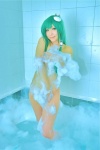 bathroom bathtub cosplay green_hair hanamura_misaki kochiya_sanae soap_suds touhou touhou_kinbauchou wet rating:Safe score:1 user:nil!