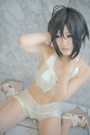 a-mi cosplay halter_top idolmaster_2 kikuchi_makoto shorts silver_hair rating:Safe score:1 user:nil!
