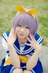 cosplay hairbow hiiragi_tsukasa lucky_star pleated_skirt saeki_sae sailor_uniform school_uniform skirt rating:Safe score:0 user:nil!