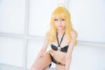 ahoge bikini blonde_hair cosplay hoshii_miki idolmaster mike swimsuit top_idol_〜sleeping_beauty〜 rating:Safe score:0 user:nil!